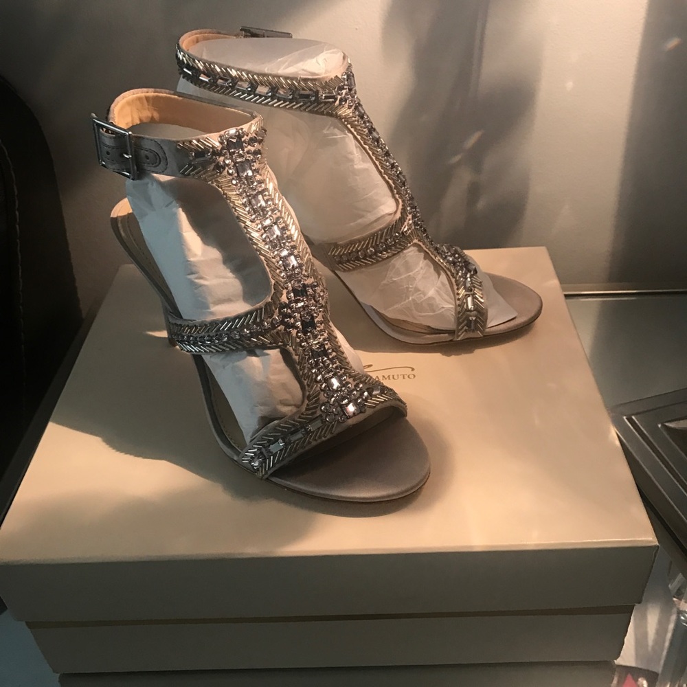 Imagine Vince Camuto evening shoes